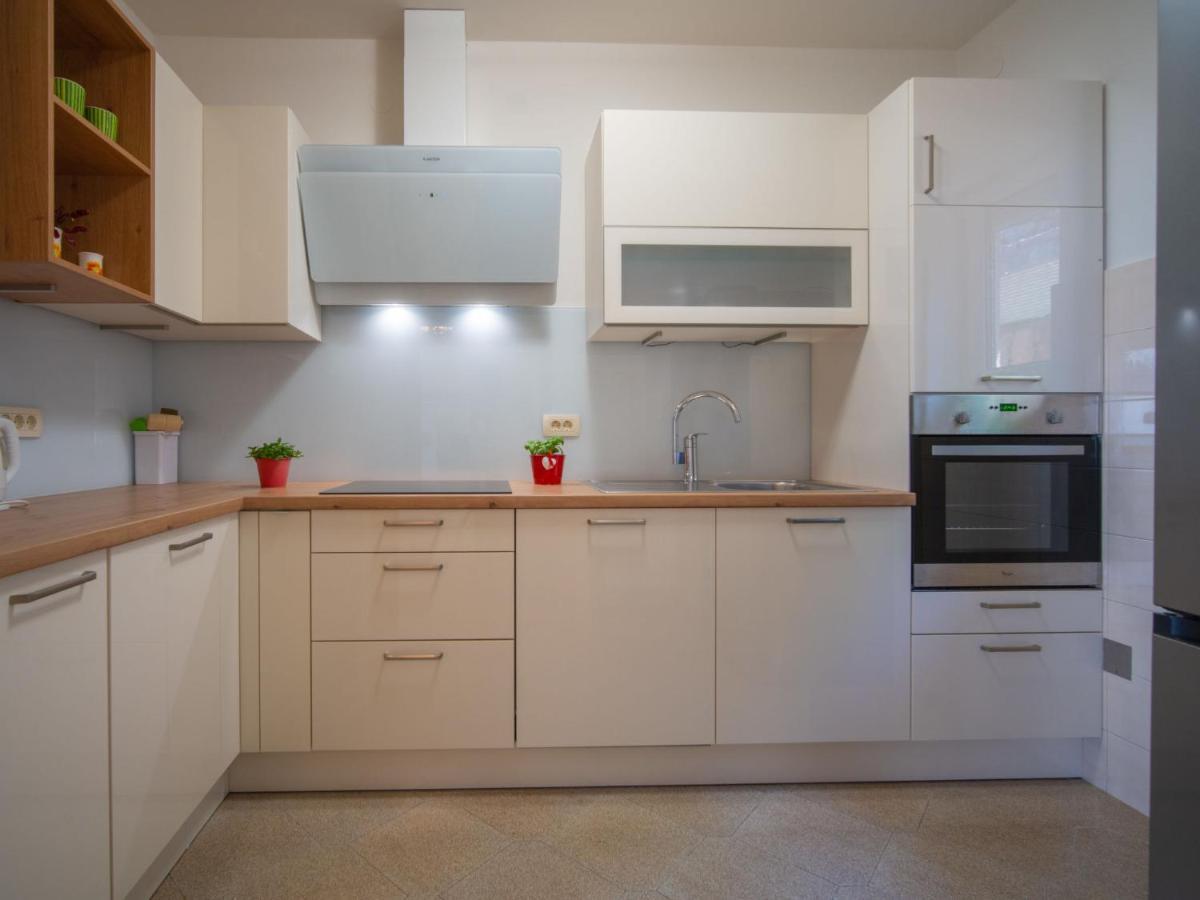 Holiday Home Nikolina By Interhome Laurana Esterno foto